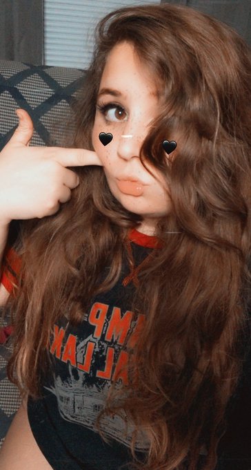 🖤 My new profile pic 🖤 https://t.co/JDJ0PhinKu