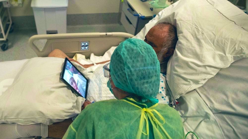 Juxtapose those photos—where basic mask & social distancing precautions are just ignored—to these:1—ICU patient w/ #COVID19 talks w/family via FaceTime2—Wedding at St. Ignatius Church in SF3—High school graduation parade4—Jill Biden reminding  @JoeBiden to keep proper distance