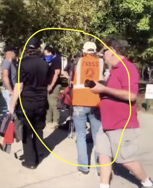 THREAD: Who is Orange Vest Photographer? He's miraculously in middle of every confrontation involving BLM instigator who provoked group of men seconds before another man shot Patriot Muster rallygoer dead at point-blank range. Here he is in Tig's livestream I shared earlier: /1