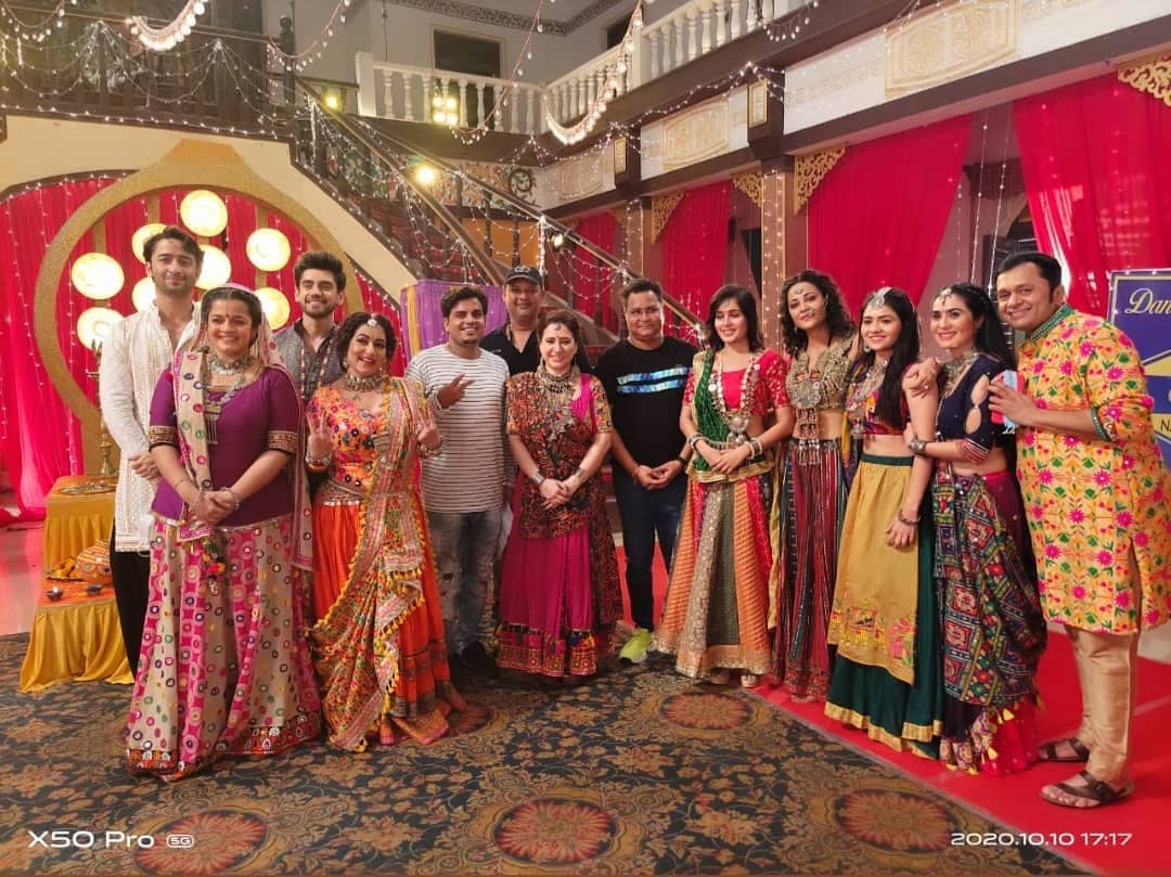 rheasharmateam's tweet photo. Yeh Rishtey Hain pyaar ke 
@rhea_shrm #RheaSharma 
#YehRishetyHainPyaarKe https://t.co/AHLrstxWta