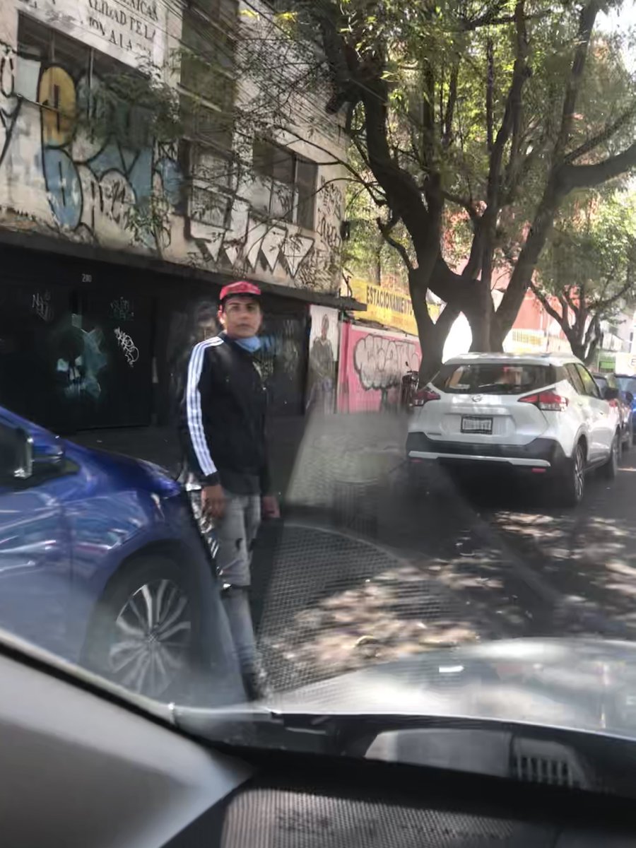 Benjamin Granados tweet media