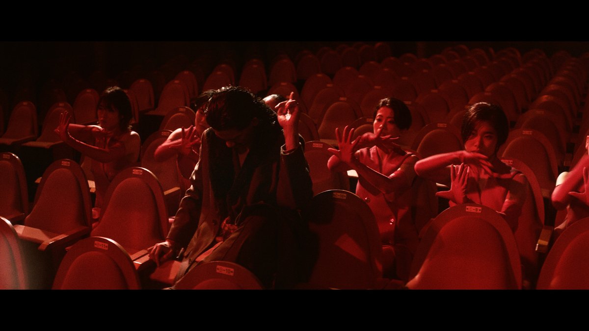 山田 健人 せ Ali Lost In Paradise Feat Aklo Mvを監督しました アニメ呪術廻戦のedです 東京タワーのシーンの撮影緊張しました T Co Clehtmf76p Ali Music Dance Aklovision T Co Htrhmwxlns Twitter