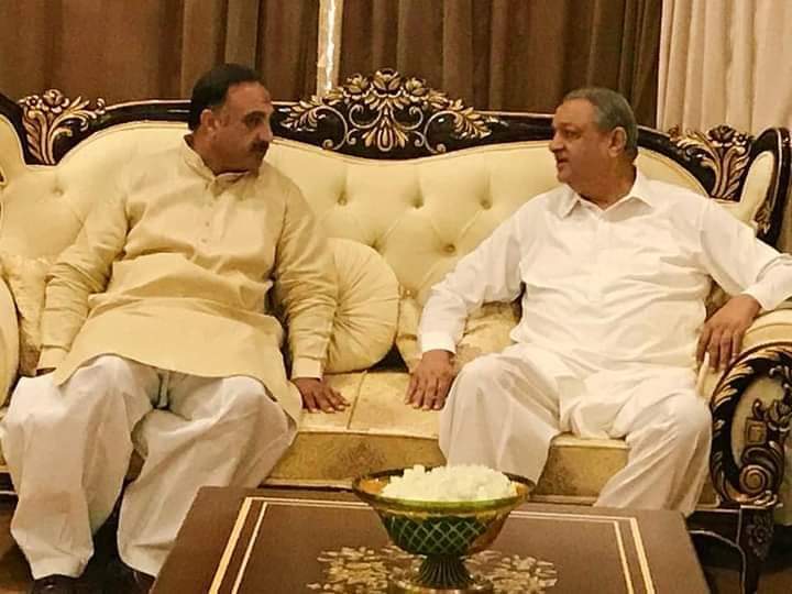 ManaisV's tweet photo. سابق ایم این اے سعید احمد خان منیس۔
میاں فرحان مترو۔ چوھدری غضنفر عباس گھلو۔
چوھدری اکبر علی۔ اور دیگر دوست احباب سے ملاقات۔
#PMLN #NA165 https://t.co/9pdhmssLsk