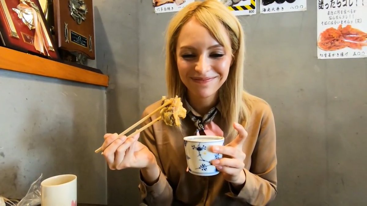 Daisuke Youtube複数運用 久しぶりに急上昇に乗りました はちゃめちゃなカナダ人シルビーのキャラのお陰かな笑 皆様 ありがとうございます T Co Xh8ul7oqk9