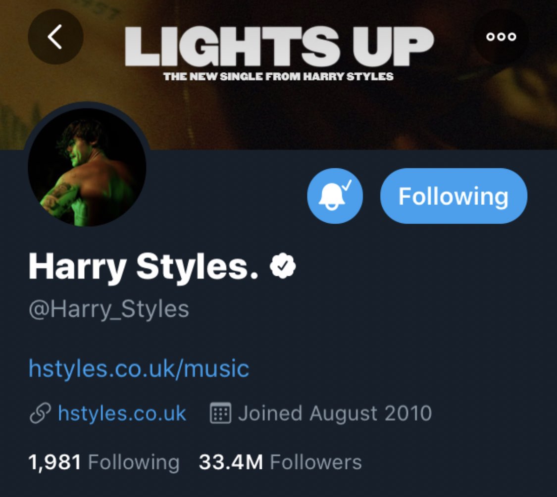 — Harry appears on the cover of Spotify’s “New Music Friday” and he becomes active on his social media platforms by changing his layout and announcing his new single “Lights Up,” set to drop at midnight.