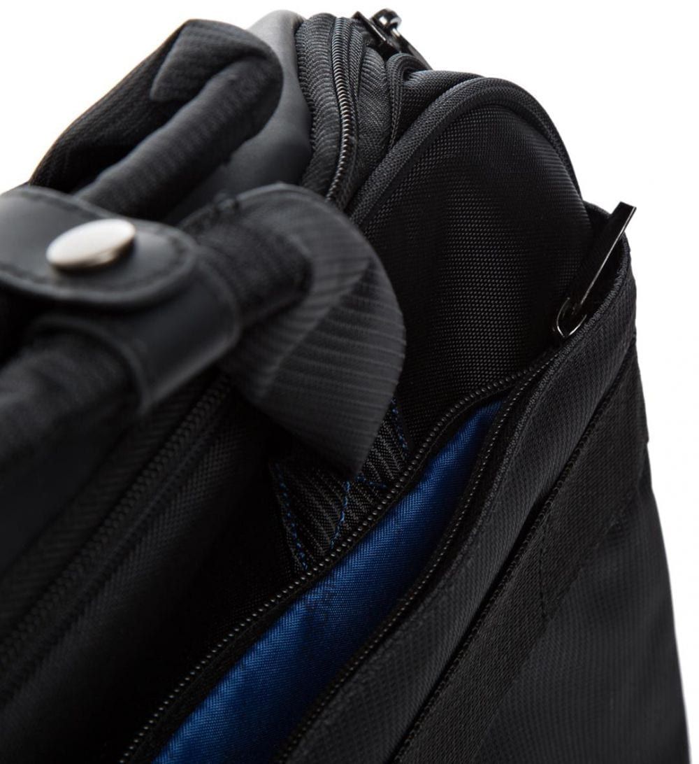 AlGhafStore's tweet image. American Tourister - Merit Laptop M Briefcase - Black | Al Ghaf Marketplace alghaf.com/product/americ…