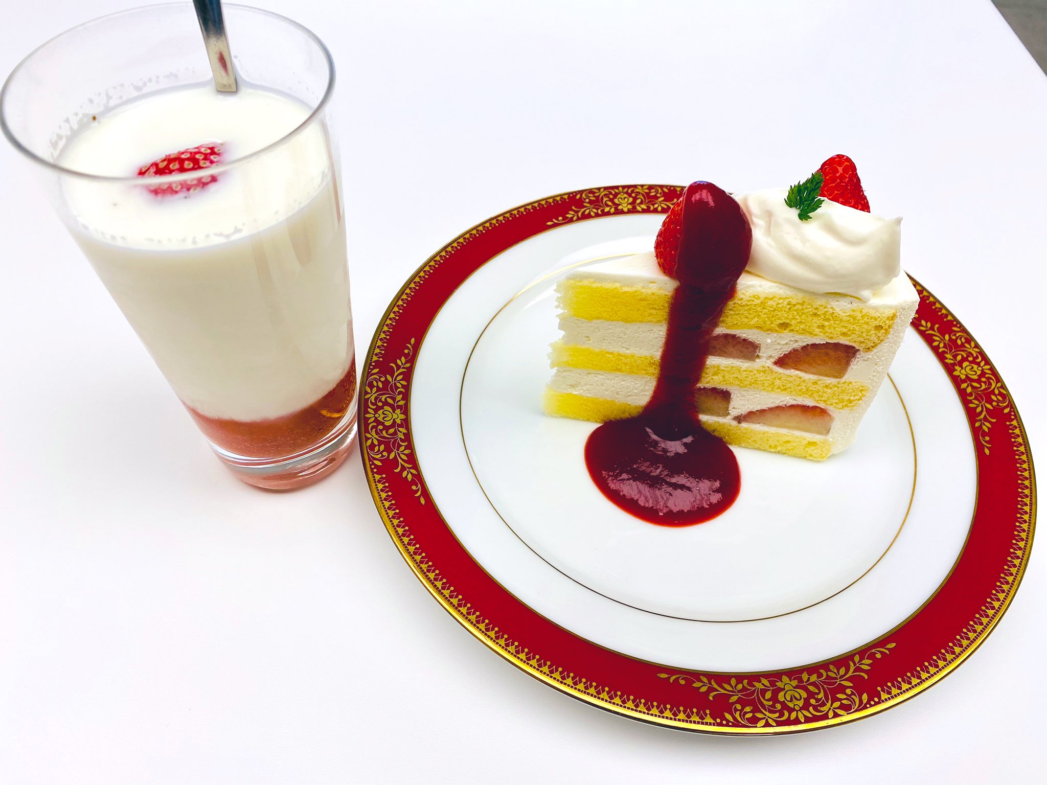 かずや 六花亭の誕生日特典のケーキ 今年も大変おいしくいただきました T Co Hpnlj6ihr1 Twitter
