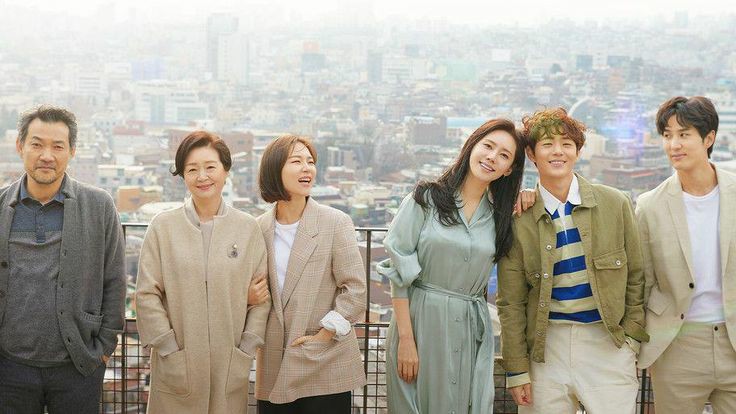 12. Unfamiliar Family (2020)THIS DRAMA SERIOUSLY SO DEPRESSING THEY RLY GIVE HAPPY THINGS ONLY IN LAST EP srsly cried a lot watching this. love the concept of "we're family but we're so unfamiliar with e/o" bc damn, it's true. good watch if u want to cry ur heart out.1982/10