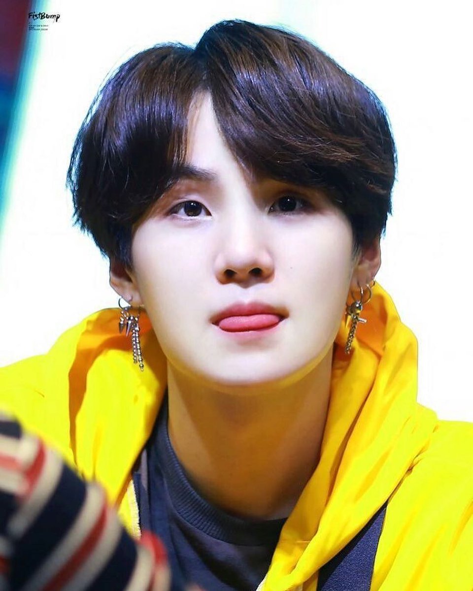 Also white hair Yoongi is my death 