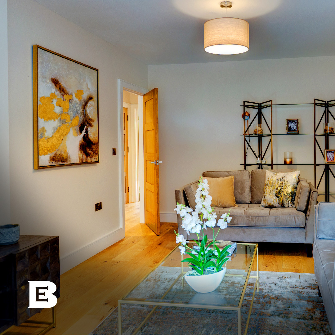 Adding flowers to a room and art to the walls is a simple yet effective way to put your own stamp on your #newhome. 

Take a look at this living room at Stowford Mill in #Ivybridge, Devon for some inspiration.

Book your appointment: burringtonestates.com/developments/n…