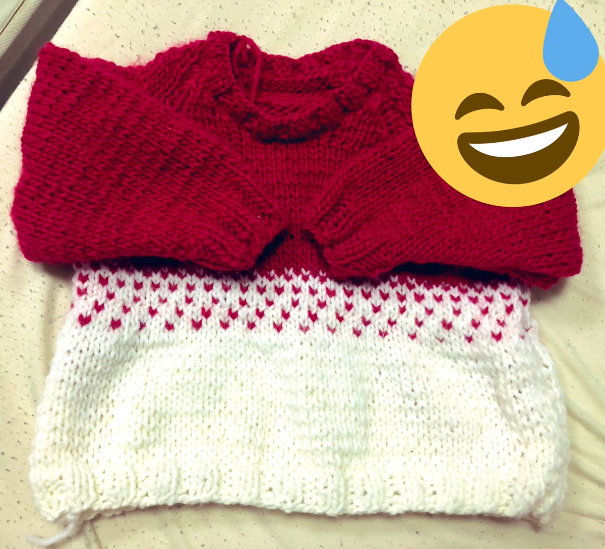 けだもの A Twitter 初めて棒編みで子供用セーターを編んだ 反省点 表目と裏目で力の入り具合が違ってしましまに見える 編み図と違うゲージで編むのに調整がうまくできなくて袖がおかしい 良かった点 袖以外はゲージの調整が出来た 可愛く出来た 練習になった けだもの A Twitter 初めて棒編みで子供用セーターを編んだ 反省点 表目と裏目で力の入り具合が違ってしましまに見える 編み図と違うゲージで編むのに調整がうまくできなくて袖がおかしい 良かった点 袖以外はゲージの調整が出来た 可愛く出来た 練習になった