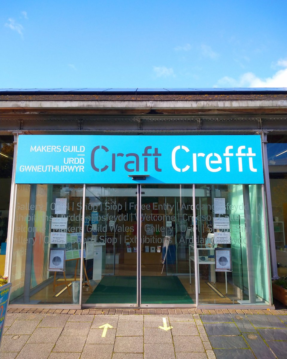 MakersWales's tweet photo. Beautiful blue skies over Cardiff Bay this morning.
If you are able to visit we're open 11-3 today and every Thursday to Sunday.
#makerswales
#makersgallery
#supportwelshcraft #supportingwelshmakers
#staysafe
#staylocal
#Cardiff https://t.co/y0X6zvDiC8