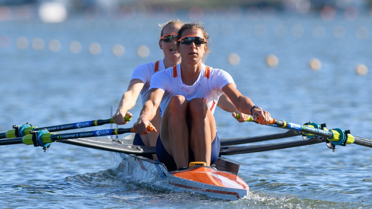 NOS Sport (@nossport) on Twitter photo 🥇 GOUD! Wat een succesvol EK roeien voor Nederland.
Een Europese titel voor Boudewijn Röell, Jan van der Bij, Nelson Ritsema en Sander de Graaf in de vier-zonder-stuurman.
Ook goud voor <a href="/ilsepaulis/">Ilse Paulis</a> en <a href="/MariekeKeijser/">Marieke Keijser</a> in de lichte vrouwendubbeltwee. nos.nl/l/2351862 🥇 GOUD! Wat een succesvol EK roeien voor Nederland.
Een Europese titel voor Boudewijn Röell, Jan van der Bij, Nelson Ritsema en Sander de Graaf in de vier-zonder-stuurman.
Ook goud voor <a href="/ilsepaulis/">Ilse Paulis</a> en <a href="/MariekeKeijser/">Marieke Keijser</a> in de lichte vrouwendubbeltwee. nos.nl/l/2351862