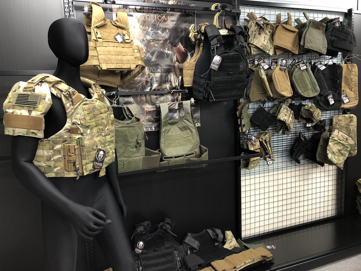 MILITAC_PR's tweet image. 圧倒的にハンガーが足りない🤣
#CHASETACTICAL
#IRTools
#実物装備
#実物IRワッペン