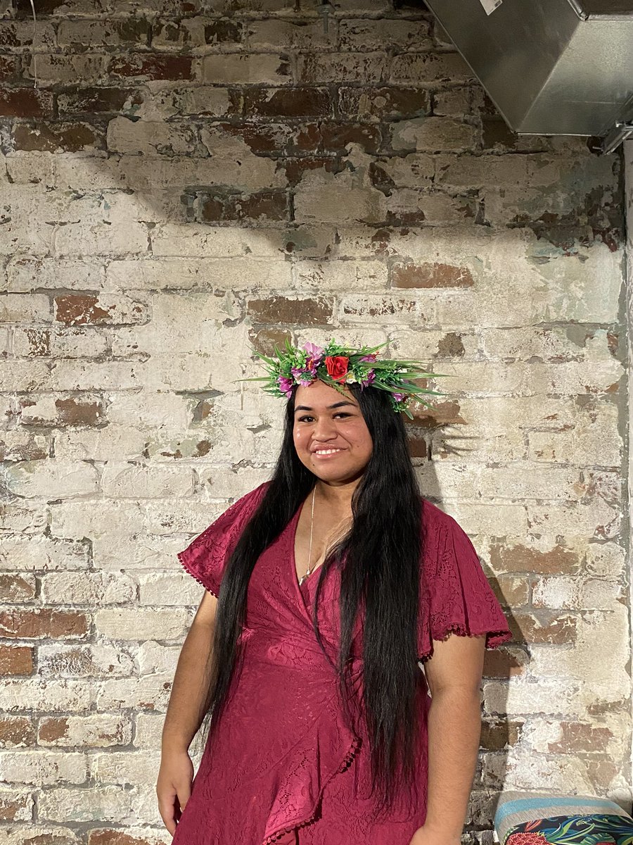 sopesprotector_'s tweet photo. so i turned 21 yesterday and i’m forever grateful to YouTube for recommending me a BTS video. i found music that made my weaknesses seem less weak and that touched me on a mind and soul level. really appreciate the village that raised this brown girl🌺
#polynesian #polyarmy #BTS https://t.co/6xM1fxBIrA