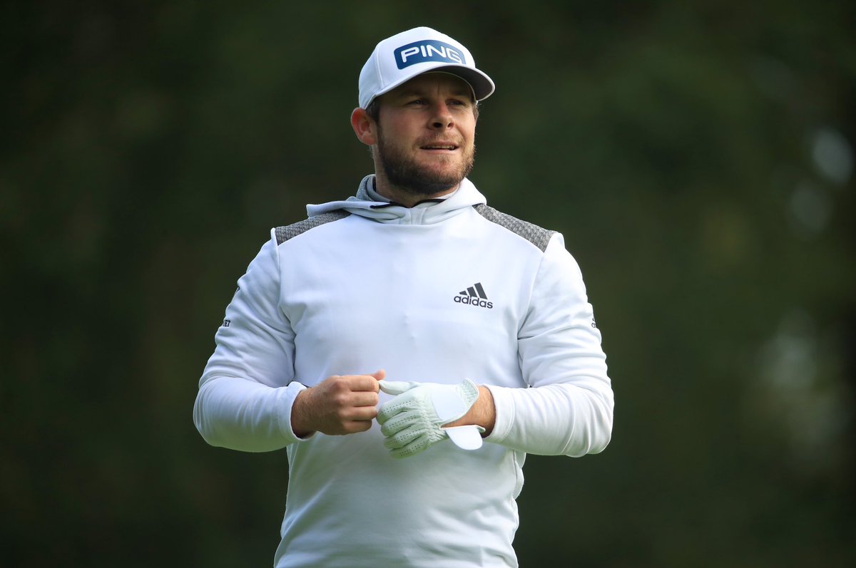 HowDidiDo's tweet image. Let's hear from the HowDidiDoer's on the Hatton hoodie debate then...

Should you be allowed to play golf wearing a hoodie?

🔁 RT FOR YES
❤ LIKE FOR NO
🗣 COMMENT FOR this debate is completely and utterly pointless.