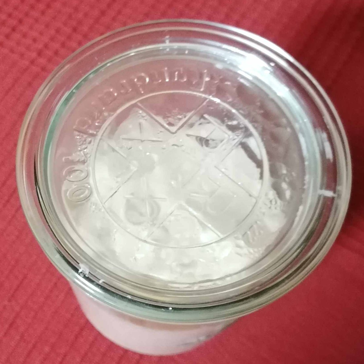 MikeKocht's tweet photo. Erstmals mit #LievitoMadre, einem Weizensauerteig (mild, ursprünglich aus Italien) gearbeitet.

Daher heute #Pizza zum Testen.

Ideal für den Ansatz:

Das #RexGlas 
Natürlich ohne Gummi und Klammern (Teigt geht auf)

@Doc_T_Rex https://t.co/MxB4xyzvH5