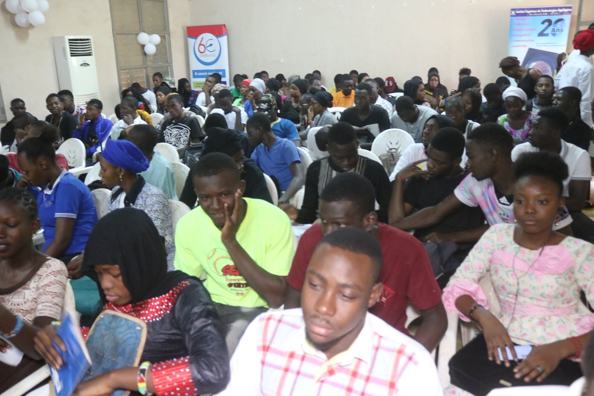 Yiribafoot's tweet photo. Activité "#RJAE" initiée par M. Mohamed Sekou SIMPARA.
Lancement officiel du séminaire d'orientation des futurs bacheliers vers les universités au lycée technique de Bamako ce samedi.
Parrain : #Daouda_DIAKITE (Promoteur de TECHNOLAB-ISTA) https://t.co/DSzeGFdlgv