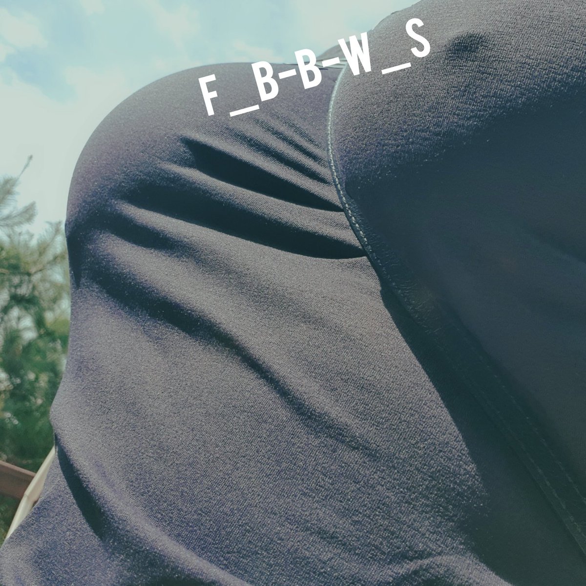 Fbbws1's tweet photo. 심심한 하루 산책

#dbsm #fs #bbw #degradee #빅걸 #야외노출 #야노 https://t.co/QsIexLcPII