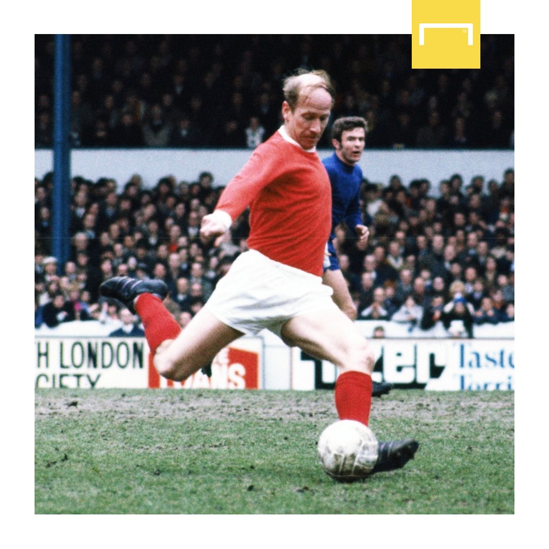 Happy birthday to Manchester United & England legend Bobby Charlton! 