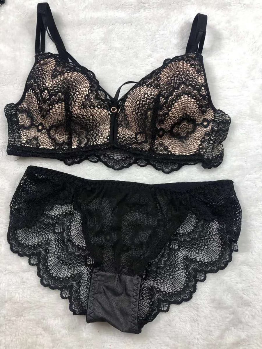 Nimoh64984773's tweet photo. Ladies wear. DM for orders

#Nimsclothline
#NimsBrand
#Nimsfashion
#Nimscloths https://t.co/aHp2Dn6Ik9