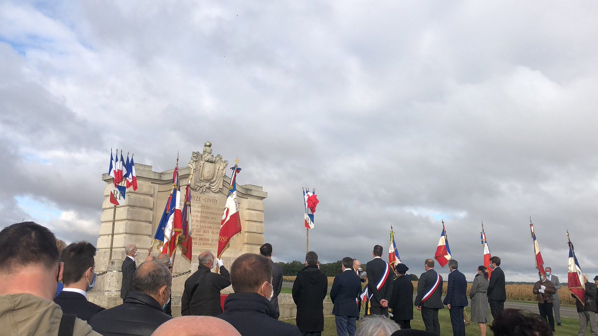 Bazoches_Dunois's tweet photo. 150 ème anniversaire Guerre 1870 à Civry-Varize https://t.co/3CqQulpWyv