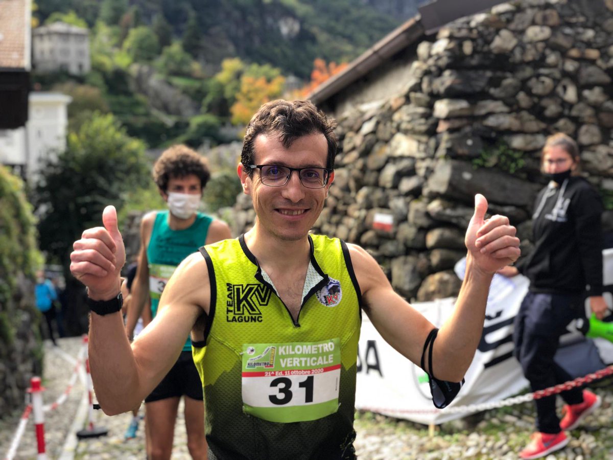 corsainmontagna's tweet photo. Con Andrea Acquistapace inizia la batteria elite maschile del #kmverticale https://t.co/9ADfKyOkYT