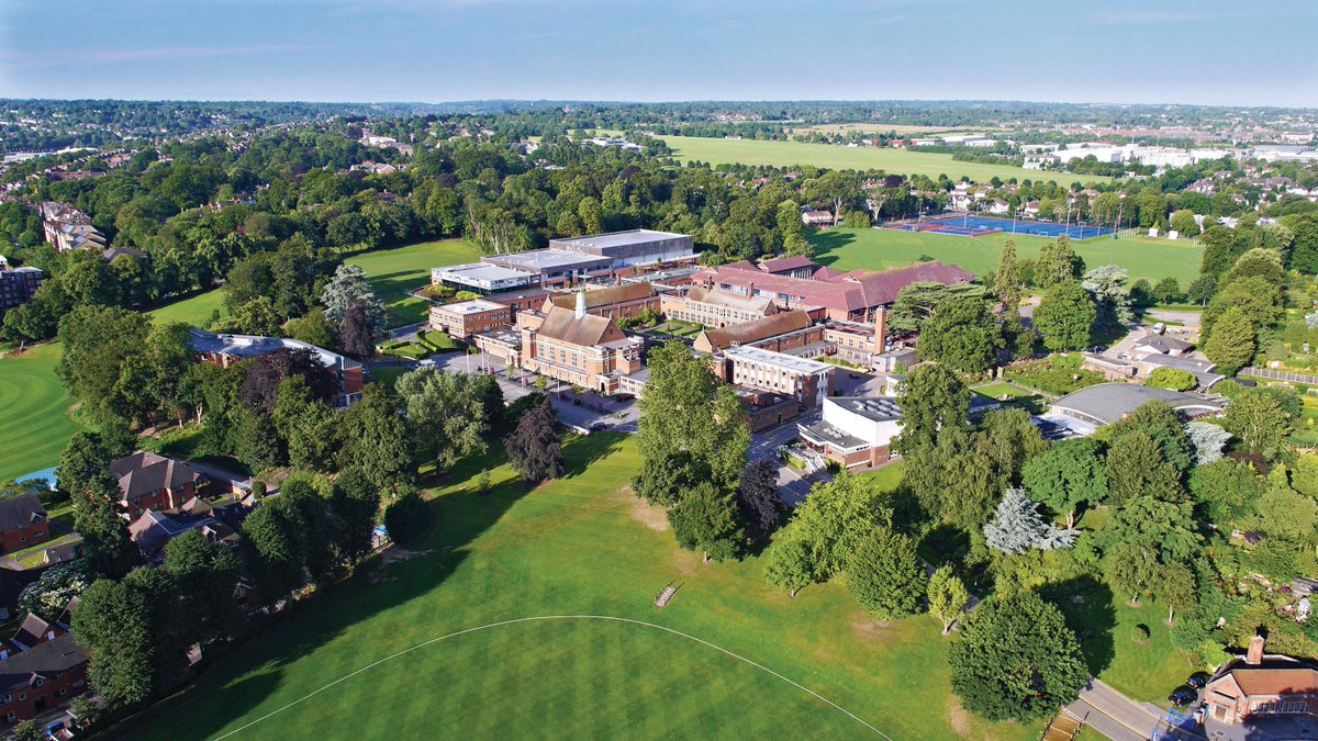 WhitgiftSchool1's tweet photo. With just 72 hours until our #WhitgiftLive #OpenEvent on Wednesday 14 October at 7pm, don’t miss this opportunity to find out more about our inspiring school community - book your place by visiting https://t.co/5Q0KFMnNO5 https://t.co/F7ydk673UG
