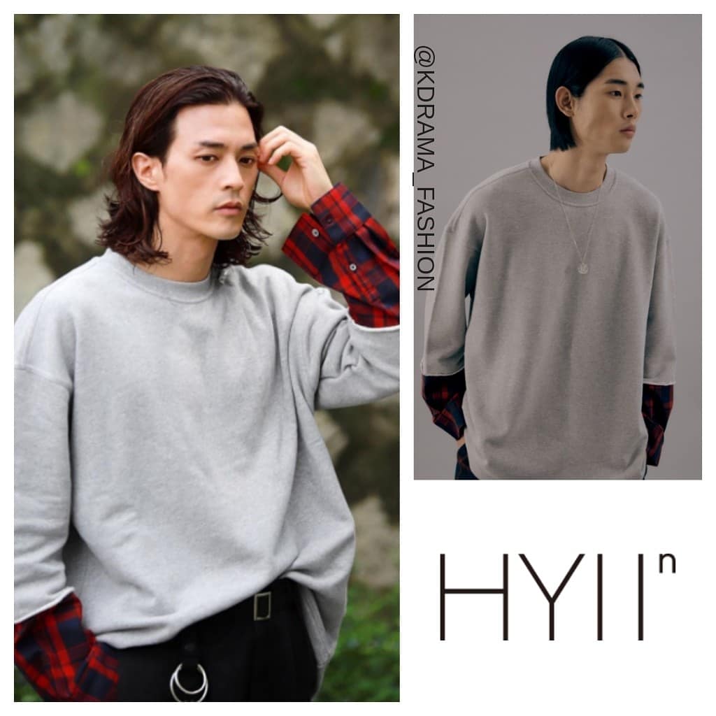 kdrama__fashion's tweet photo. Kim Ji-Hoon wore HYII Sweatshirt ₩97,000 & T-Shirt ₩67,000 (White & Black) in his IG update on 20201011.
#kimjihoon #김지훈 #하이투 #hy2n #hyiiⁿ #HYII #kimjihoonstyle #kimjihoonfashion #kdrama_fashion_kimjihoon https://t.co/UAtXCIgAOt