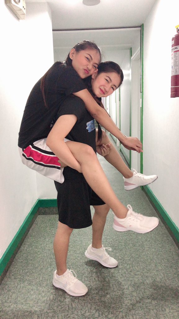 jayeaxz's tweet photo. The Iconic pose. Kelan kaya uli? 

HappyMonthsary JELRI
@JELAYPILONES08 @kaori_oinuma

ctto https://t.co/rhztI0ySAN