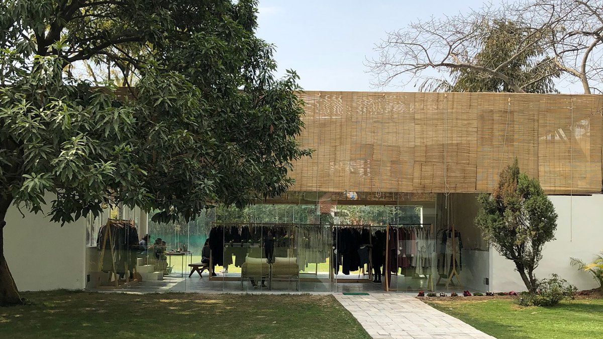 dezeen's tweet photo. Ruchika Sachdeva has designed the minimal interiors of New Delhi's Bodice store to counter the "more, new and now" culture of fast fashion. https://t.co/KdmMaxdV8t https://t.co/a3QUYgJeZv