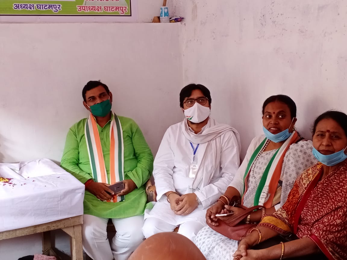 tanujpuniaINC's tweet photo. कांग्रेस महासचिव श्रीमती @priyankagandhi जी के नेतृत्व में जन सेवा की भावना और पीड़ितों के साथ न्याय के लिए खड़े होने से प्रदेश में कांग्रेस के पक्ष में माहौल है।

घाटमपुर विधानसभा में इसे जन जन तक पहुंचने की जरूरत है, आज जनता भाजपा से त्रस्त है और विकल्प की तलाश में है । https://t.co/9YBFOQwYKY