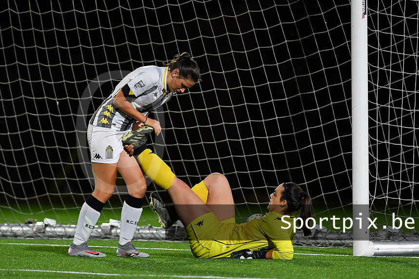 SportpixB's tweet photo. ⚽️ Charleroi vs Club YLA
🏆 Scooore Super League

📸 More pictures can be found on https://t.co/rUr9lzUi2n https://t.co/JOlBFAnZO3