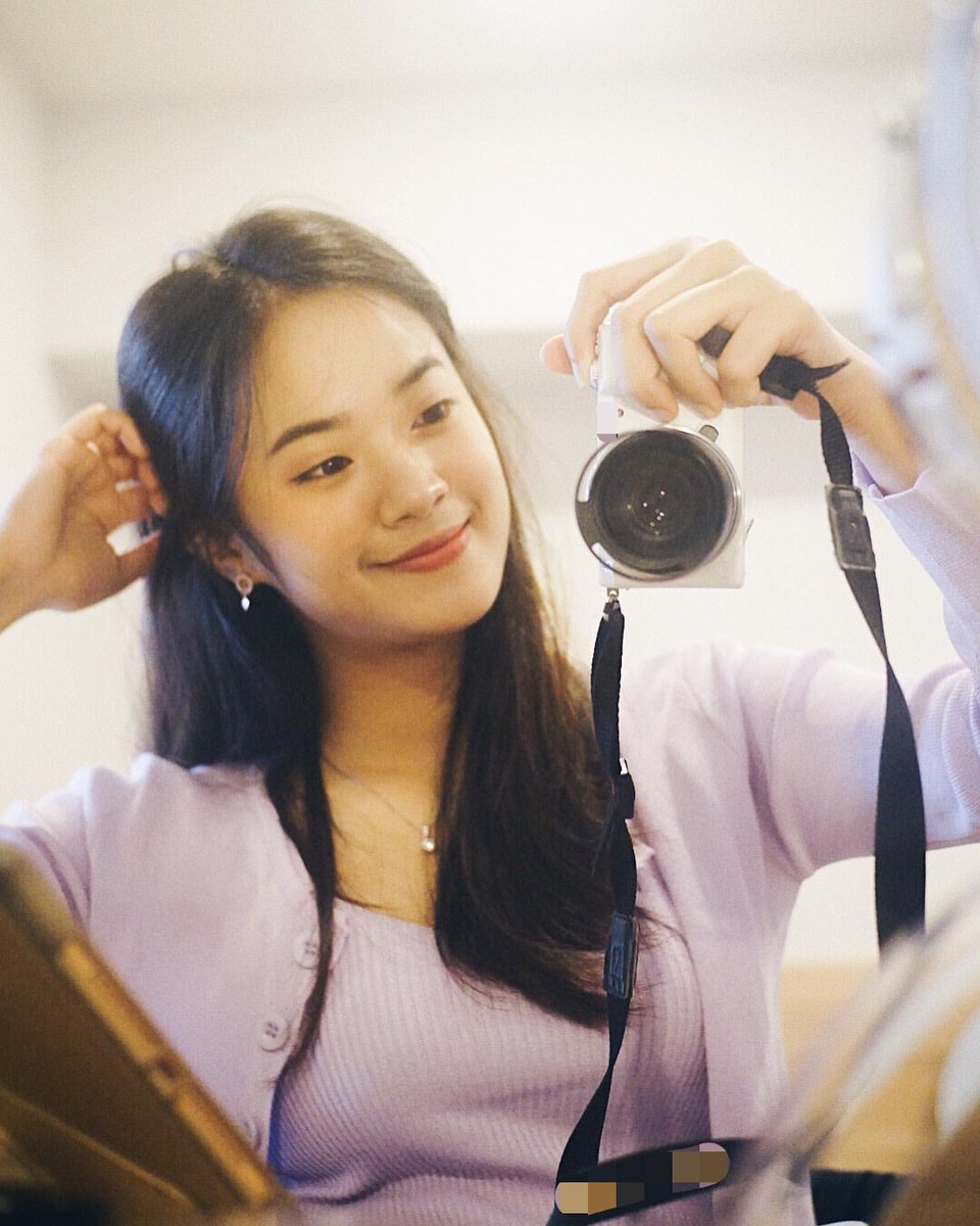 ช่วยเติมชีวิตที่ว่างเปล่า ช่วยเอาความรักมาห้ายยยยย🤟🏻
#EarnBNK48 #BNK48