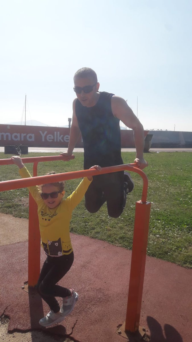 Kızıcığımla pazar sporu yapıyoruz 😃 Dünya kız çocukları günü kutlu olsun!