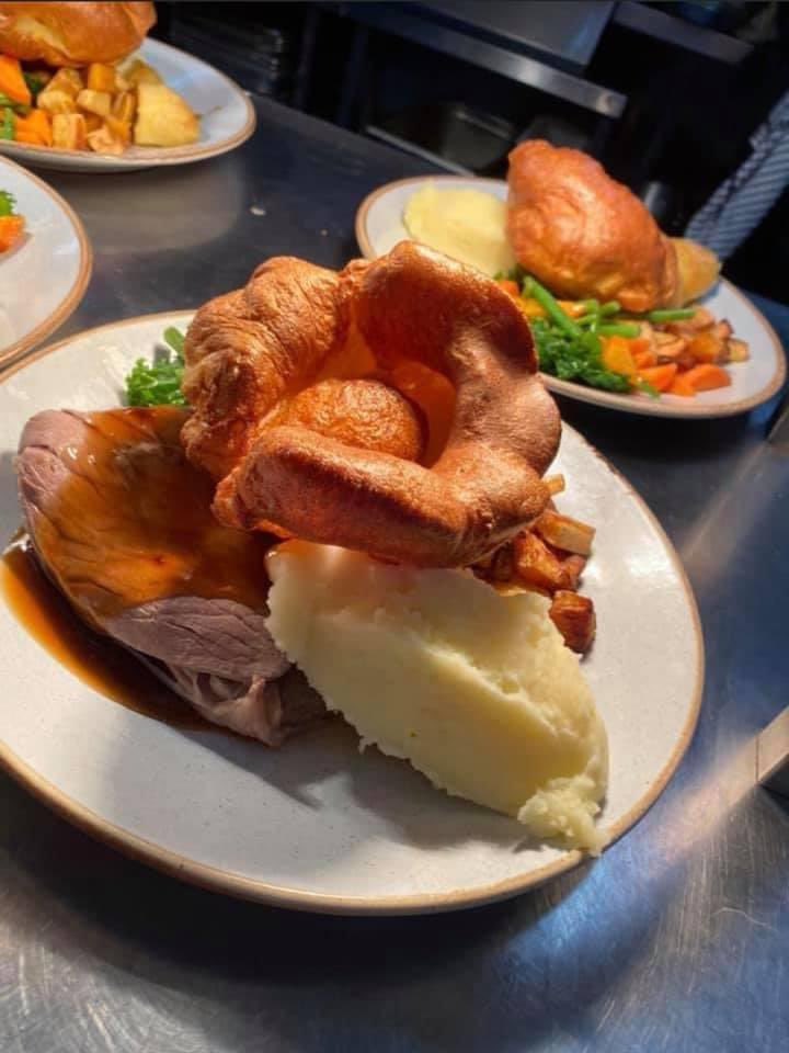 Sunday Roast any one ?
2 roasts for only £18
A Roast and a Dessert only £12.50
#sundayvibes #sunday #penrith #roast #yorkshirepudding #gravy
