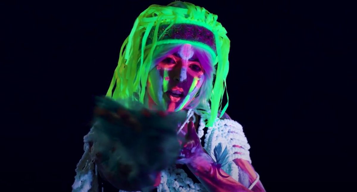 RitualWedding's tweet photo. A bewitching Ritual from Cassie Solon-Parry aka @Moth_Rah... introducing @dreamgiantdream's 'New Love', as featured in the soundtrack for #Supernova - which has its @BFI #LFF2020 premiere today! Shout-outs to @TheBflyWheel and the world of the #fae. 
>> https://t.co/RqfZMQkCxG << https://t.co/OYwaEecIE2