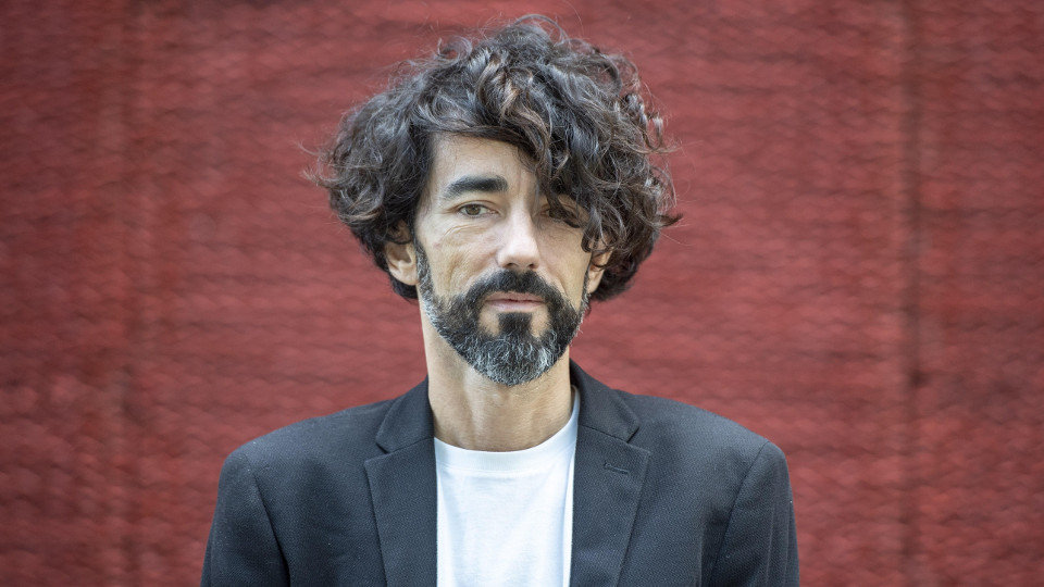 FCorrons's tweet photo. Le @Festcinespana (Toulouse) est sur le point de se terminer et je voudrais partager par ici pourquoi je suis ravi que la Violette d'Or ait été attribuée à LUA VERMELLA de #LoisPatiño (@zeitunfilms ) et qu'une mention spéciale ait récompensé LONGA NOITE d'#EloyEnciso 👇 https://t.co/mwXg5YoUsm