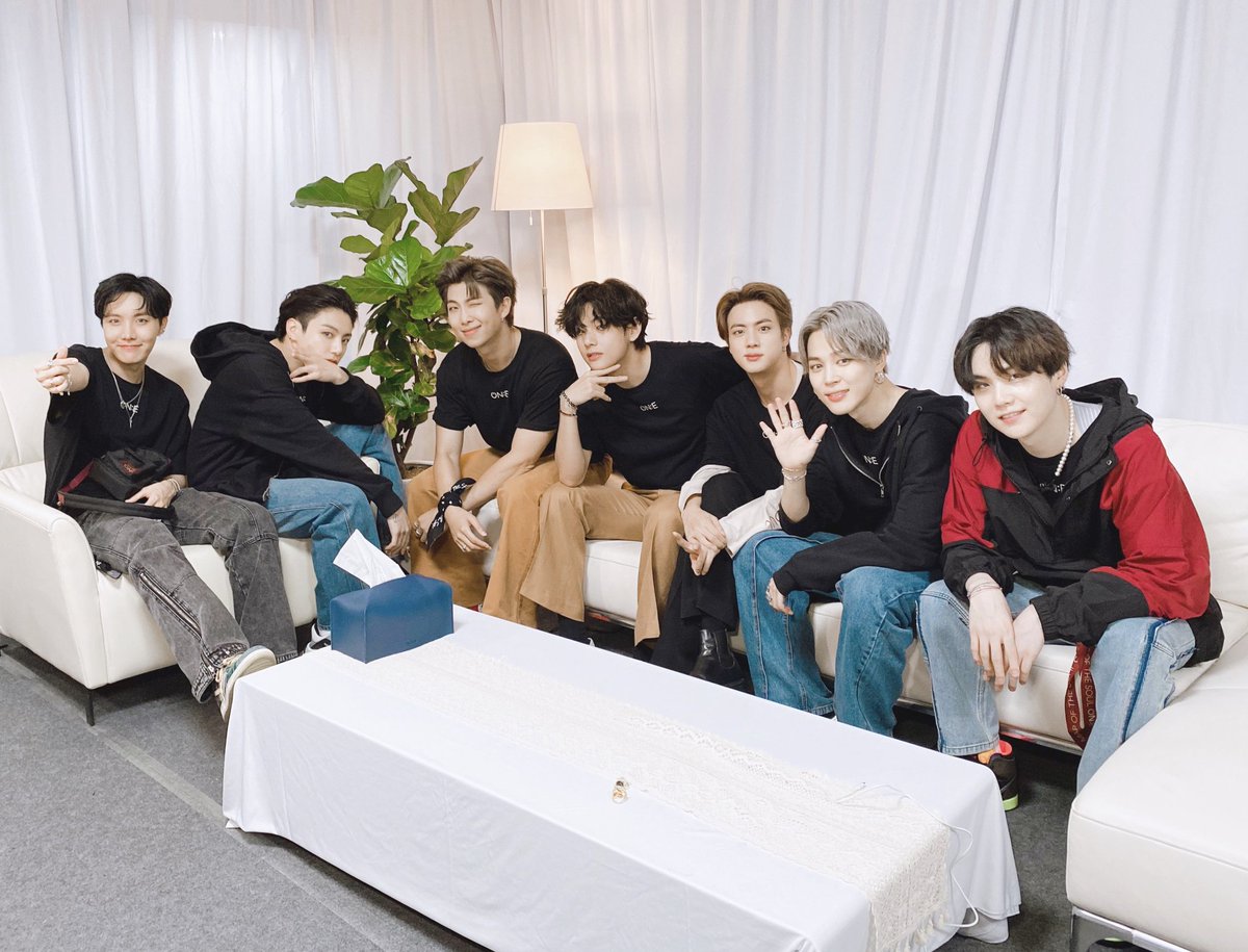 ᴮᴱ𝐀𝐥𝐥 𝐨𝐟 𝐦𝐲 𝐥𝐢𝐟𝐞 (•ㅅ•) tweet media
