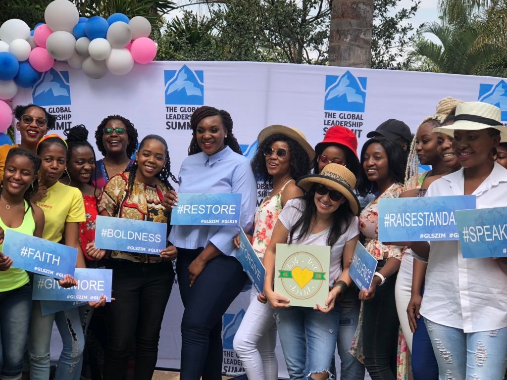 Thatchiq_Yuraah's tweet photo. Thank you Global Leadership Summit @glszim for this opportunity what a memorable experience with key speakers @RuvhenekoP, Michael Todd & Nona Jones. We are great leaders of tomorrow💥💥
#PaceofGrace
#GLS
#GLSZim https://t.co/m2SFWHk1gB