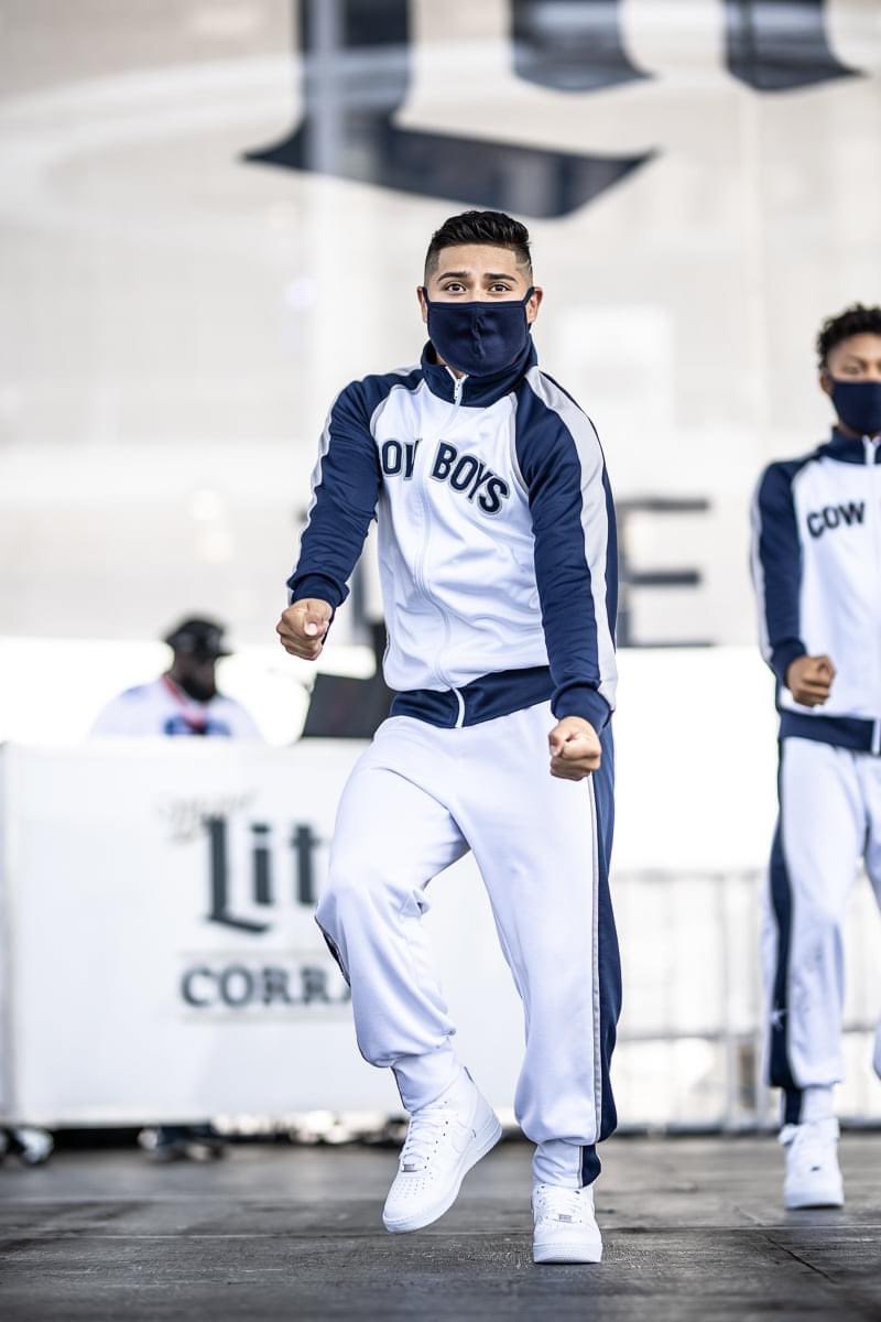 Dancing because it’s Game Day!!! @DCRhythmBlue 

 #NYGvsDAL #cowboysnation #americasteam #wedemboyz #americashiphopteam #dallascowboys #dallas #dance #dancer #dcrb #prodance #prodancers #dancelife #football #footballseason #profootball #nfl #fanspace #cowboysfans #rblf #r&b