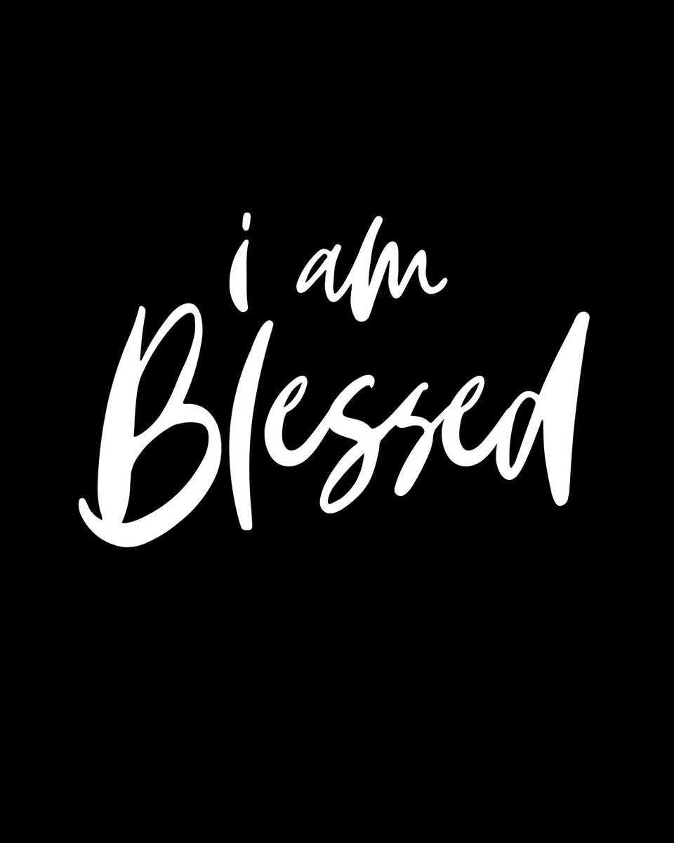 avarcapparel's tweet photo. #CreateWithAvarc

I AM BLESSED

Submitted by @ahumuza_keith

The inspiration comes from those times or seasons when things are not going the way you want; low moments in life, working on something and it doesn't happen perfectly. https://t.co/vwDJLCWyAC