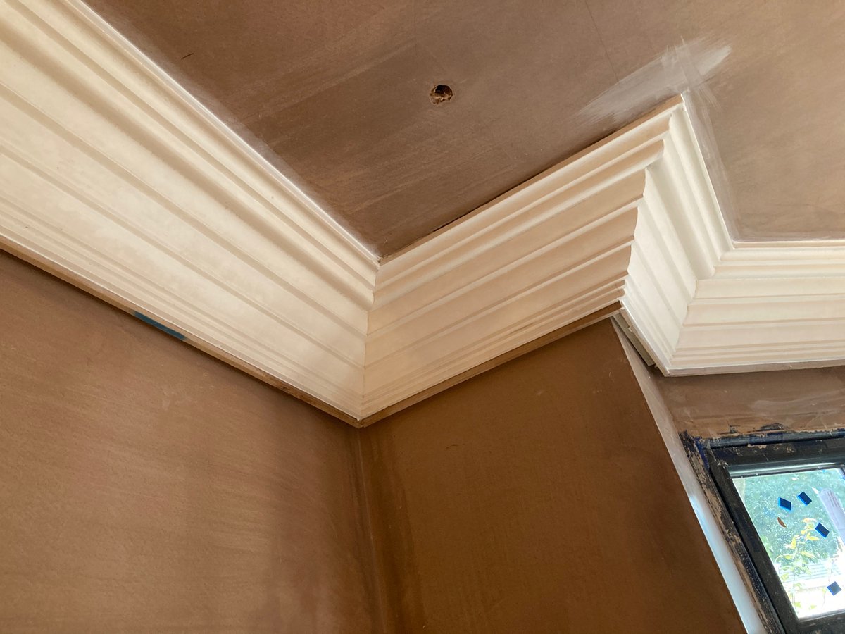 Coving supplied and fitted 
Across the uk hand made in Sheffield 
By plastering designs
#fuckcovid #lovecoving
