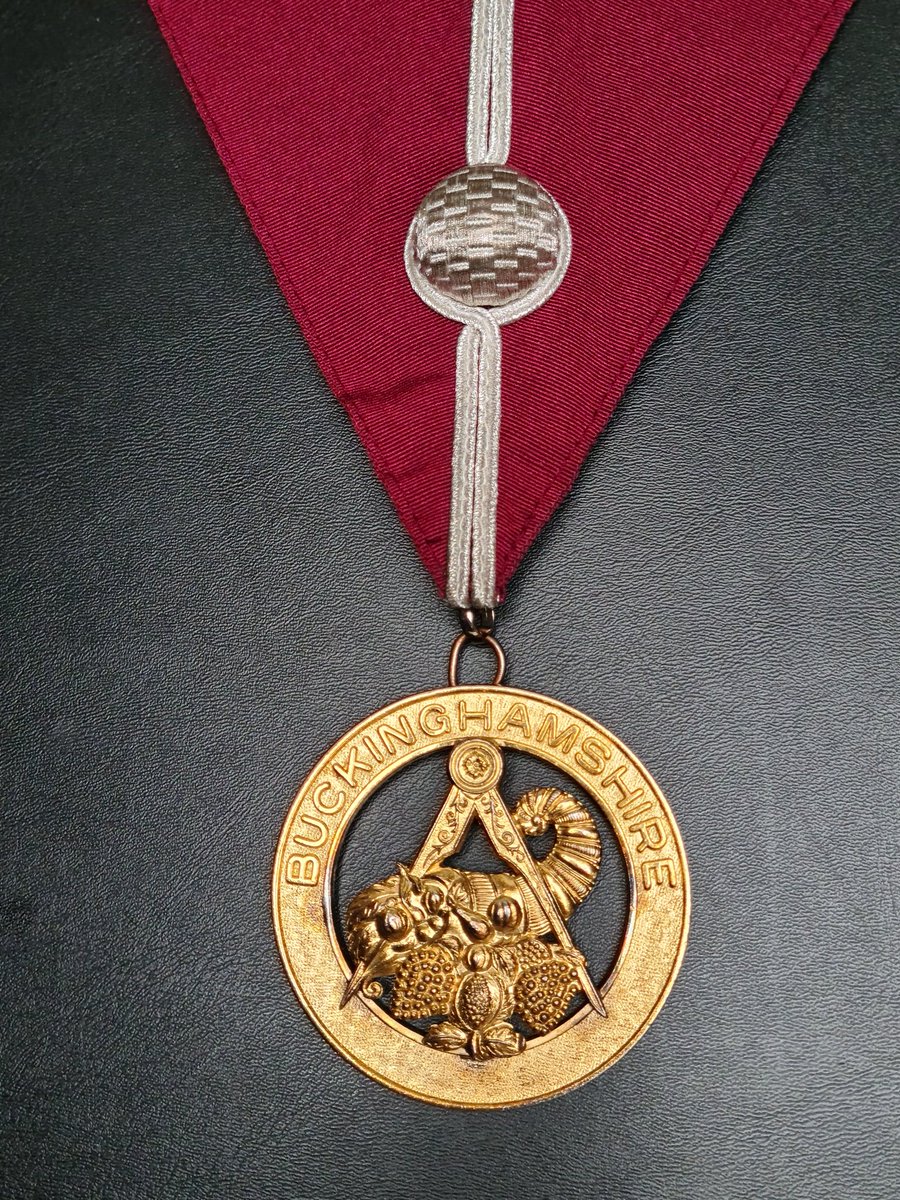 Had to say farewell to a good friend this morning as my year comes to an end. Its been a great year &amp; I've really enjoyed myself. Just a shame the years been a little bit on the short side. I do hope that its next recipient has a great time too. 
<a href="/buckspgl/">Buckinghamshire Freemasons</a> <a href="/BucksNECC/">North East Corner Club</a>