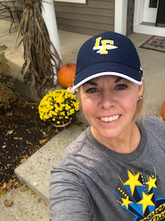 sharmontwitt's tweet photo. 5k...nah .. how about a 10k on this beautiful fall morning. Get out and move!! All for #runyourclassoff @lfhsscoutallout5k @LFHSActivities https://t.co/qfqAse0pgw