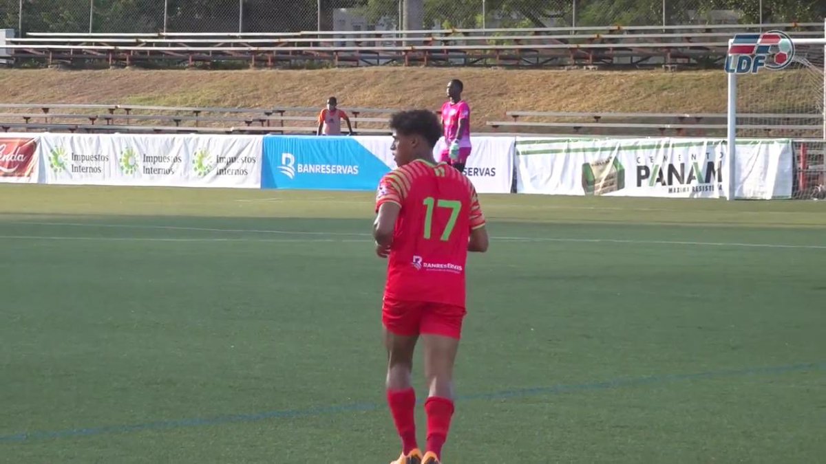 Felicitaciones JUNIOR CAPELLAN buen partido @junior_cm7 en el inicio de la <a href="/ldfcomdo/">LDF</a> con <a href="/jarabacoafc/">Jarabacoa Fútbol Club</a> en el empate vs <a href="/atlanticofc/">mateus almeida</a>