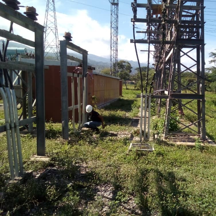 ⚡Continuamos protegiendo el Sistema Eléctrico Nacional, realizando labores de desmalezamiento en todas las subestaciones eléctricas del Territorio Nacional.