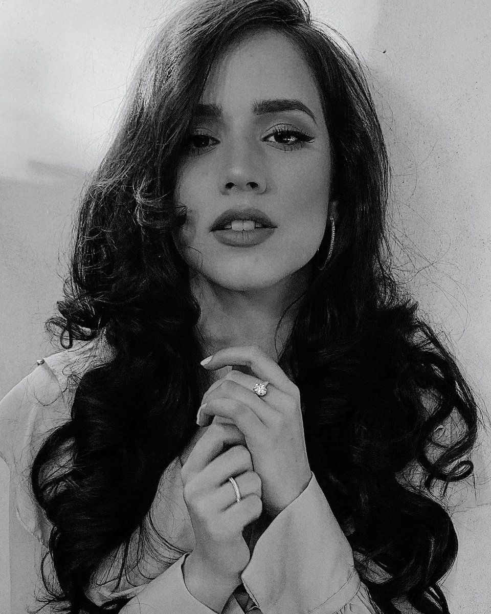 #JacaSATop20 <a href="/FilipaMusic/">Filipa</a>'s 'Do Something' moves up two spots to number 17.