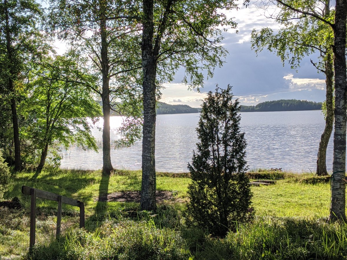 <a href="/pixlz/">Sharon Dale (she/they)</a>