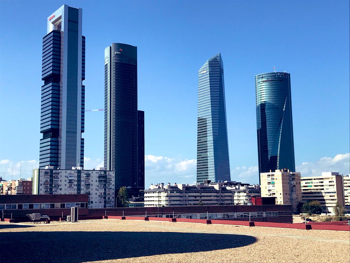 by_Markerus's tweet photo. Es un privilegio estar en algunas zonas de Madrid 🤩 | #Vistazas #Madrid #Pádel #Zielou https://t.co/b7vN3ja2wk